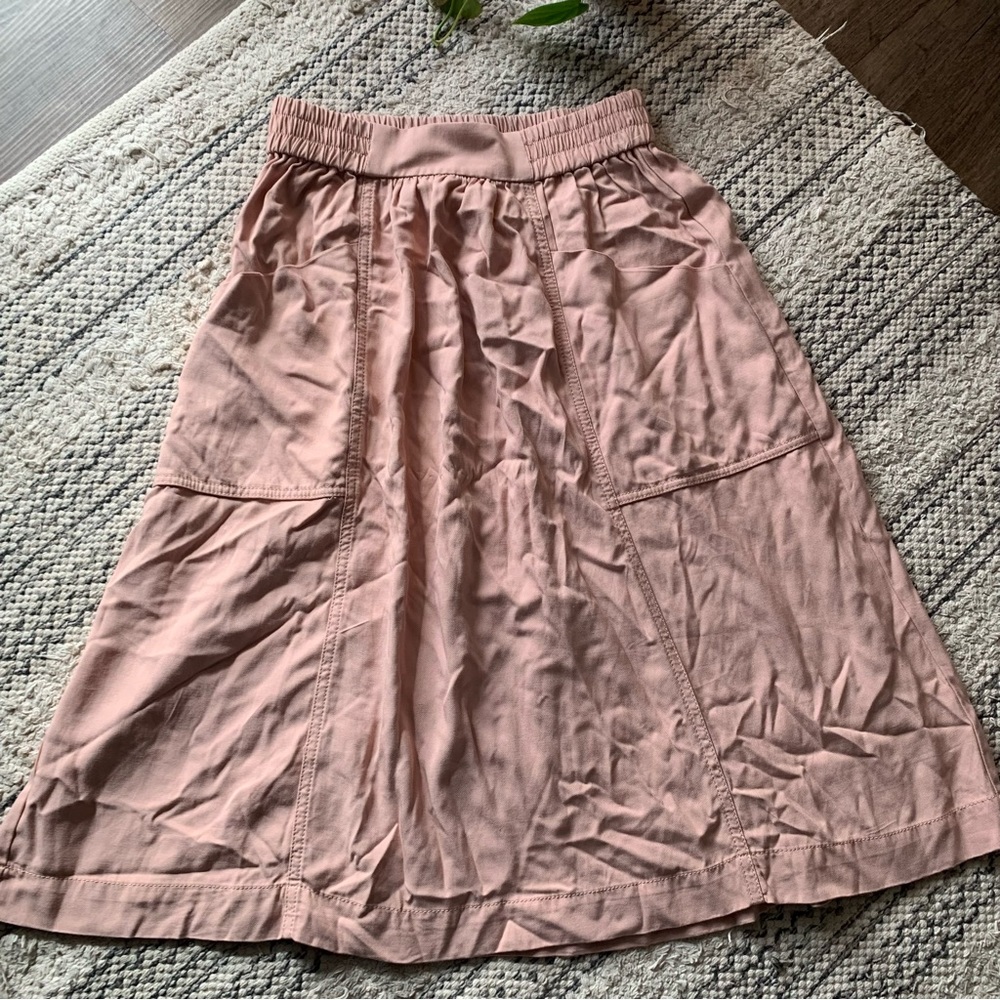 New H&M midi skirt